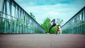 字母哥50+20+10，雄鹿大胜热火